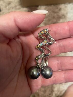 Silver Drop Earrings with Grey Pearl and Iridescent Accent